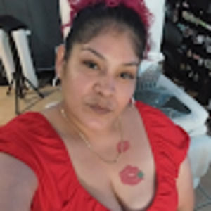 Meet your Posher, Desirae